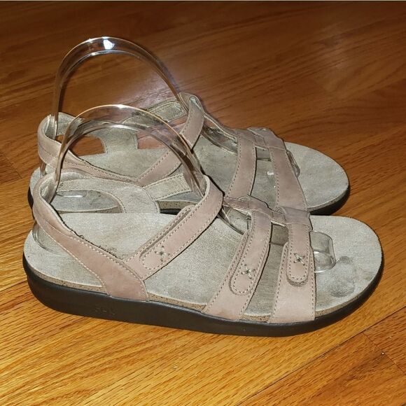 SAS Tan Leather Slingback Sandals - Picture 1 of 7